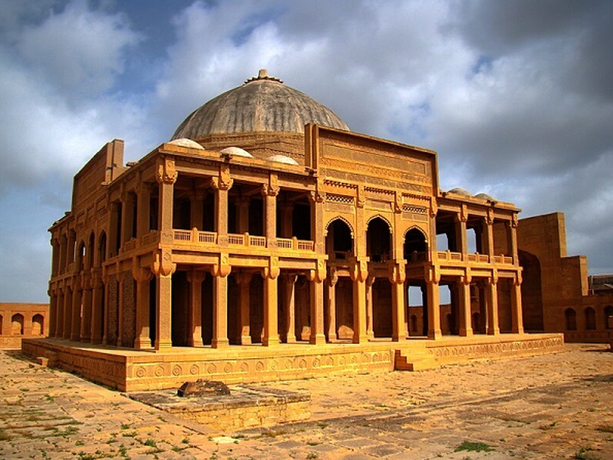 Derawar Fort in the Cholistan Desert, a crumbling stronghold near Bahawalpur