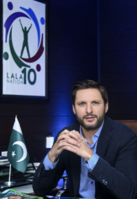 Shahid Afridi at a medical camp organized by his foundation.